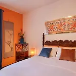 Vivi La Gran Madre